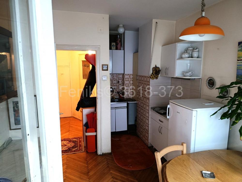 Stan na prodaju u Beogradu, Vukov spomenik, jednosoban, 37m2, cena 140000 evra