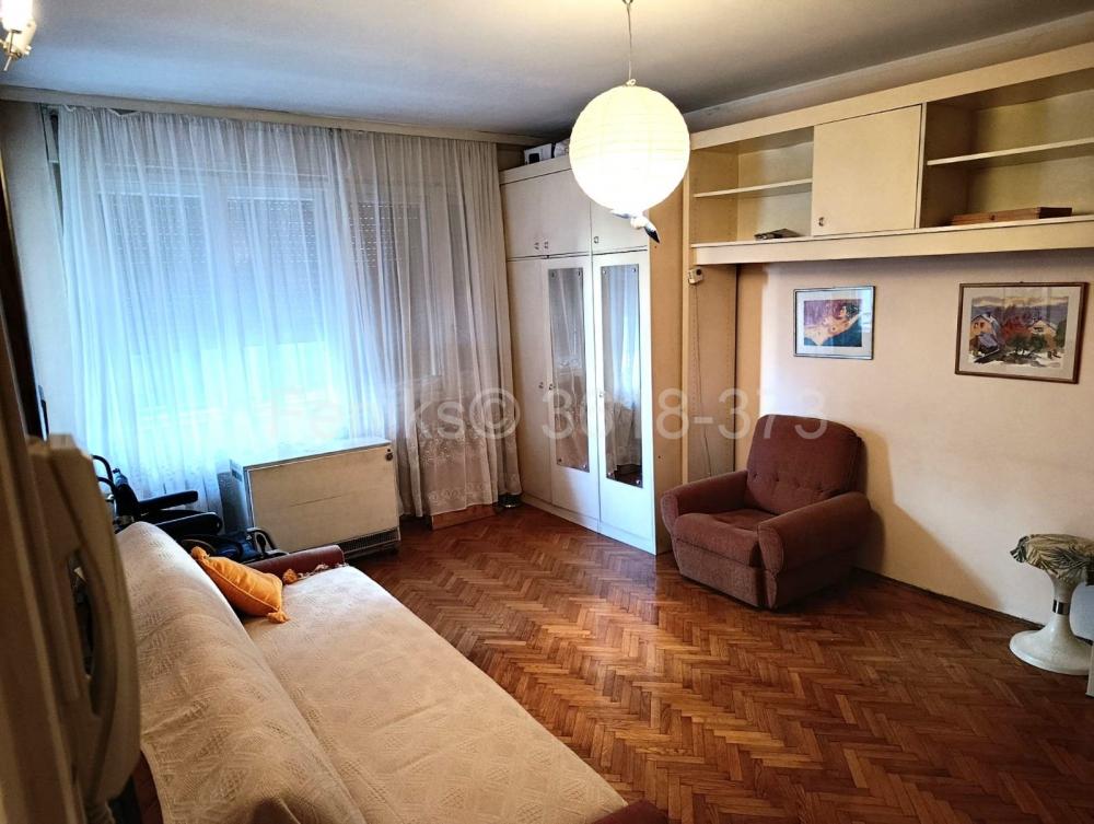 Stan na prodaju u Beogradu, Vukov spomenik, jednosoban, 37m2, cena 140000 evra