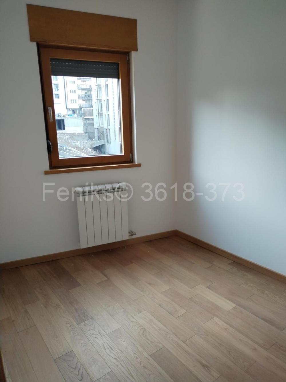 Stan na prodaju u Beogradu, Voždovac, cetvorosoban, 70m2, cena 250000 evra