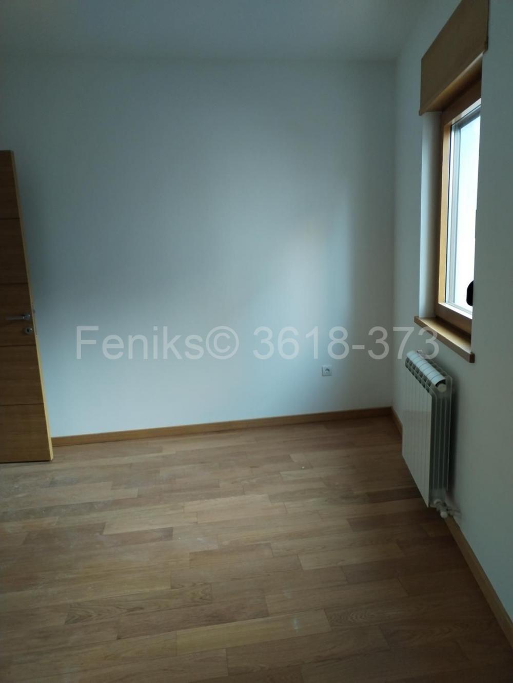 Stan na prodaju u Beogradu, Voždovac, cetvorosoban, 70m2, cena 250000 evra