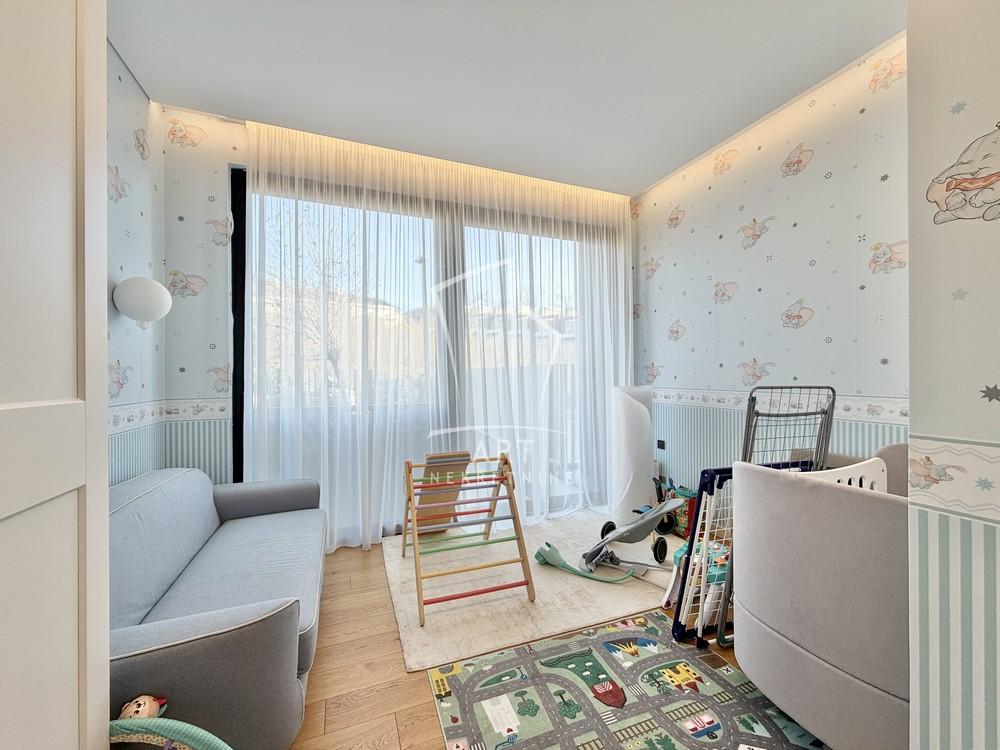 Stan na prodaju u Beogradu, Dedinje, cetvorosoban, 122m2, cena 620000 evra