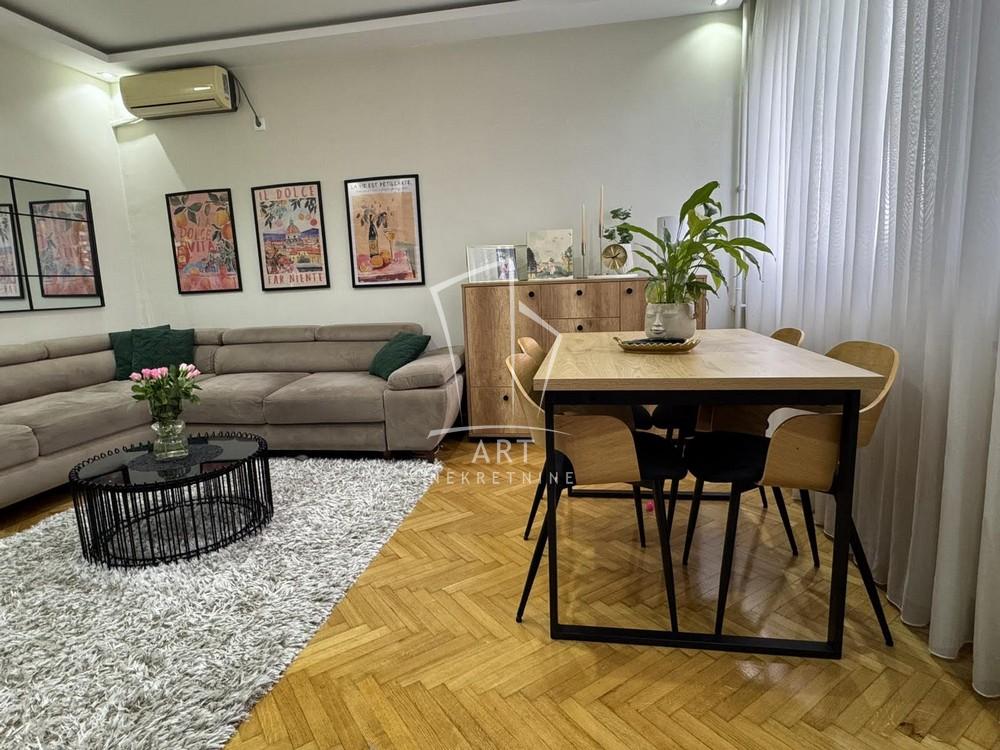 Stan na prodaju u Beogradu, Učiteljsko naselje, dvosoban, 50m2, cena 205000 evra