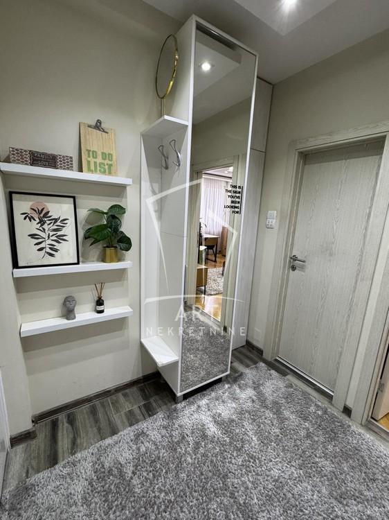 Stan na prodaju u Beogradu, Učiteljsko naselje, dvosoban, 50m2, cena 205000 evra