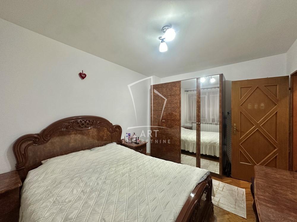 Stan na prodaju u Beogradu, Banjica, 59m2, cena 234000 evra