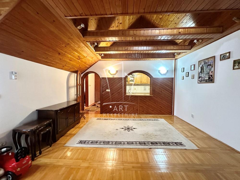 Stan na prodaju u Beogradu, Banjica, 59m2, cena 234000 evra