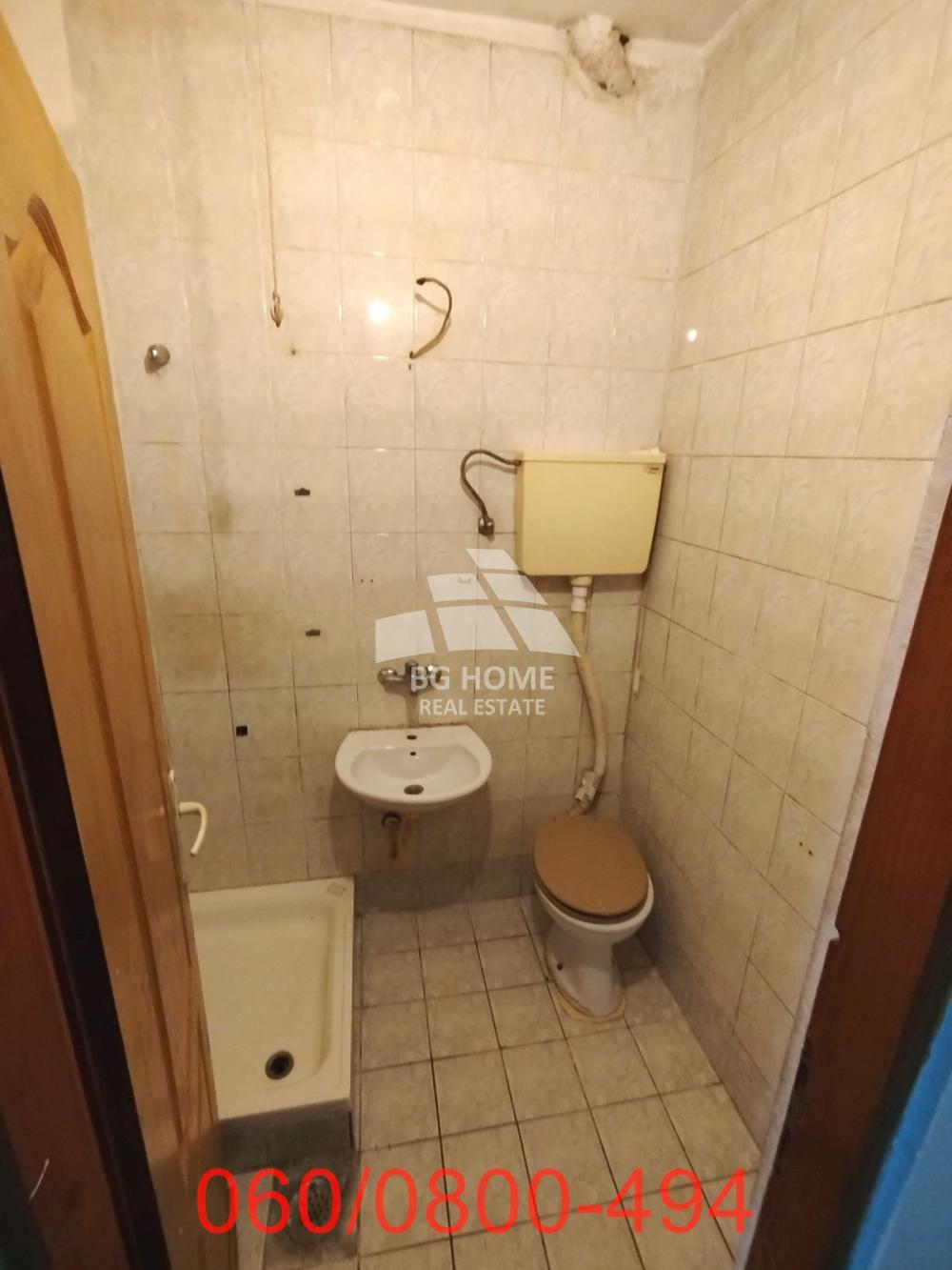 Stan na prodaju u Beogradu, Zemun, jednoiposoban, 131m2, cena 130000 evra