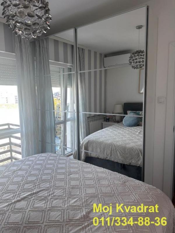 Stan na prodaju u Beogradu, Čukarica, dvoiposoban, 65m2, cena 194000 evra