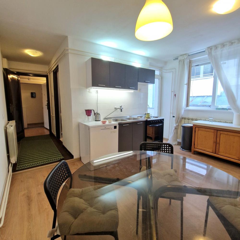 Stan na prodaju u Beogradu, Stari grad, troiposoban, 73m2, cena 310000 evra