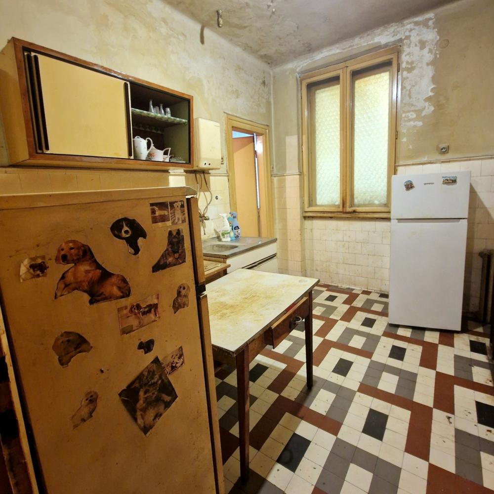 Stan na prodaju u Beogradu, Beograd (centar), dvoiposoban, 77m2, cena 280000 evra