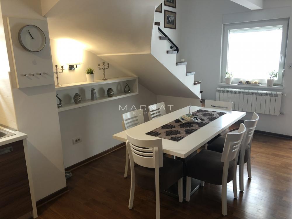 Stan na prodaju u Beogradu, Zemun, 106m2, cena 310000 evra