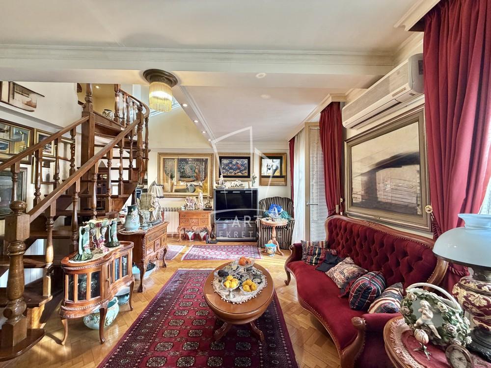 Stan na prodaju u Beogradu, Crveni Krst, trosoban, 117m2, cena 430000 evra