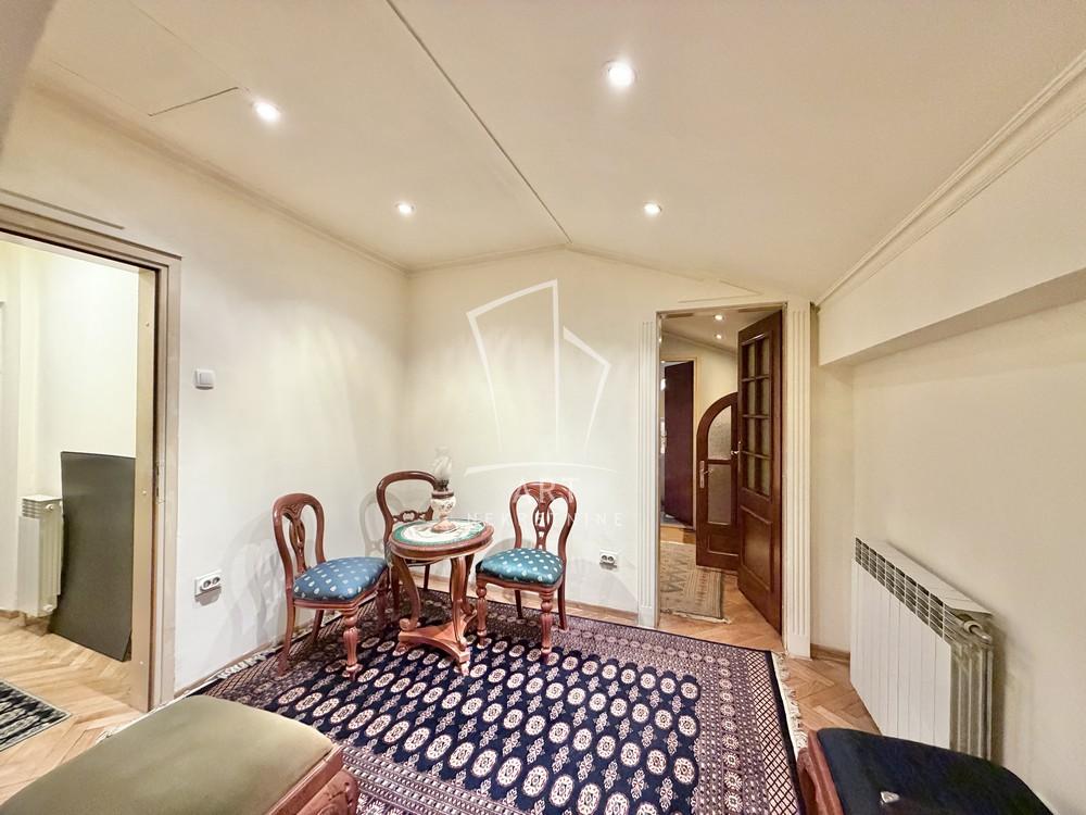 Stan na prodaju u Beogradu, Crveni Krst, trosoban, 117m2, cena 430000 evra