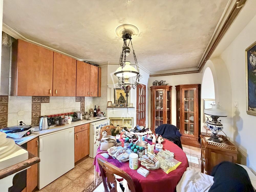 Stan na prodaju u Beogradu, Crveni Krst, trosoban, 117m2, cena 430000 evra