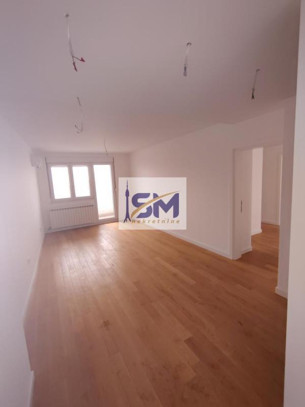 Stan na prodaju u Beogradu, Vukov spomenik, cetvorosoban, 95m2, cena 362800 evra