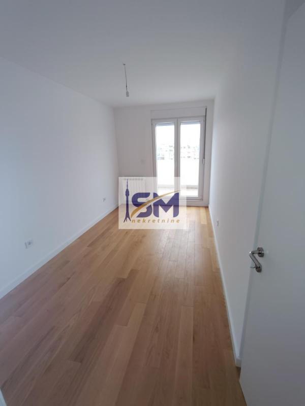 Stan na prodaju u Beogradu, Vukov spomenik, cetvorosoban, 95m2, cena 362800 evra