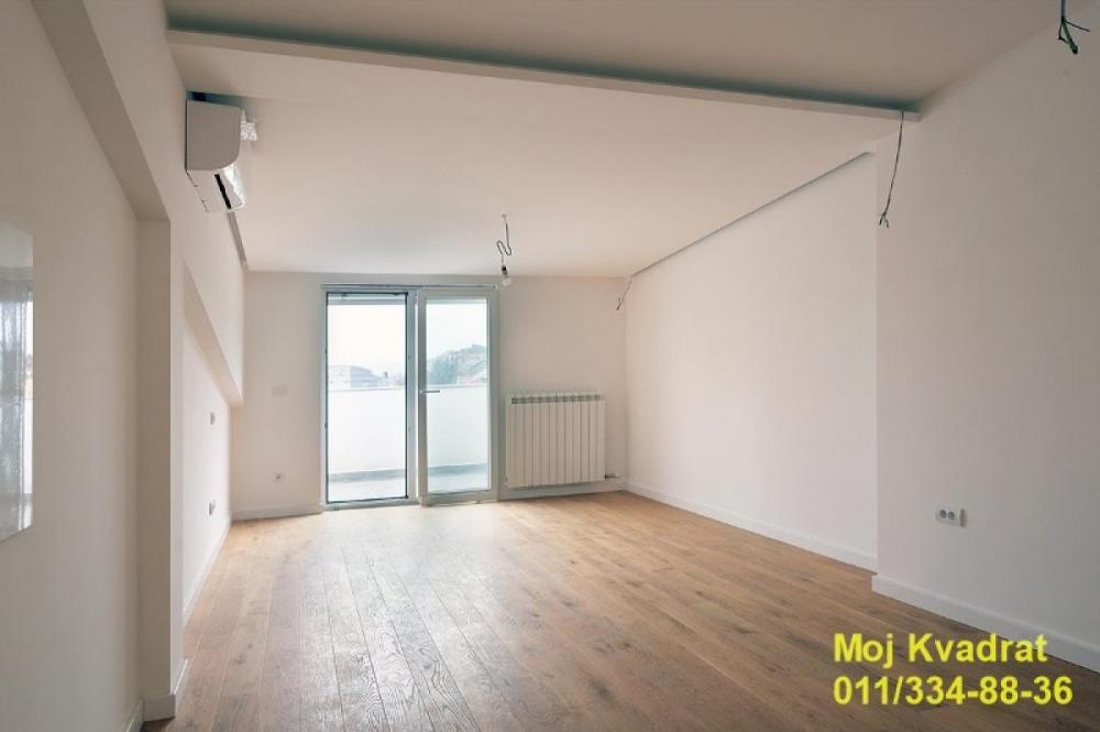 Stan na prodaju u Beogradu, Autokomanda, jednoiposoban, 47m2, cena 166000 evra