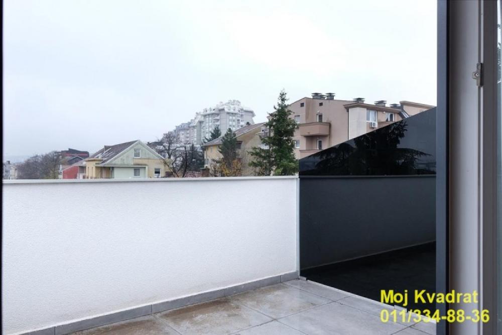 Stan na prodaju u Beogradu, Autokomanda, jednoiposoban, 47m2, cena 166000 evra