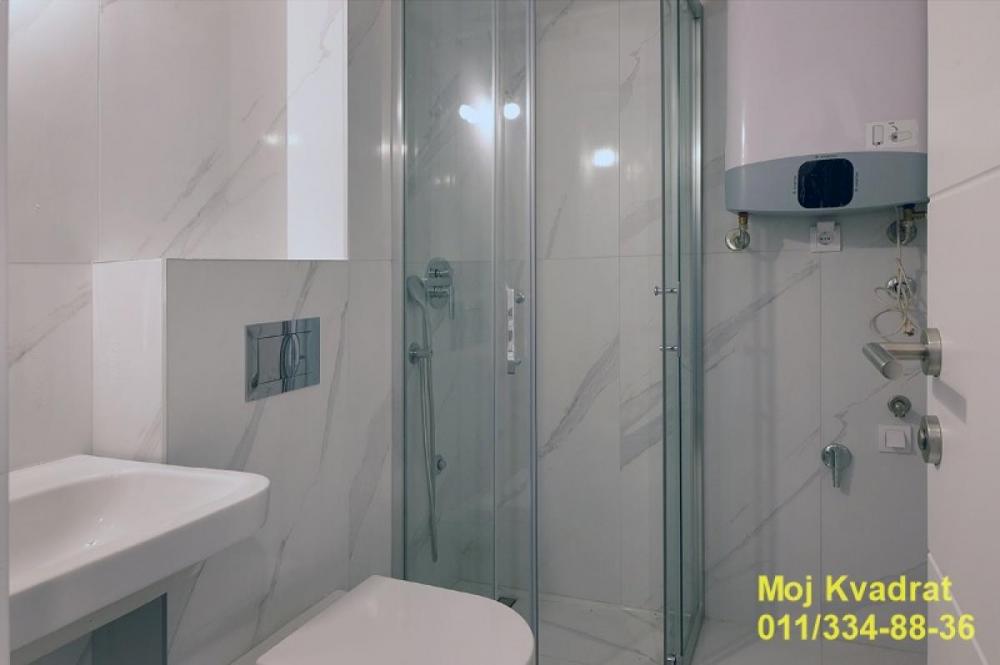 Stan na prodaju u Beogradu, Autokomanda, jednoiposoban, 47m2, cena 166000 evra