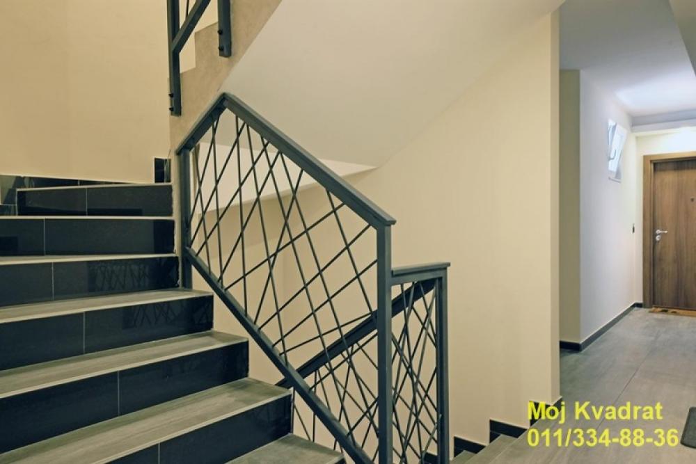 Stan na prodaju u Beogradu, Autokomanda, jednosoban, 46m2, cena 159145 evra