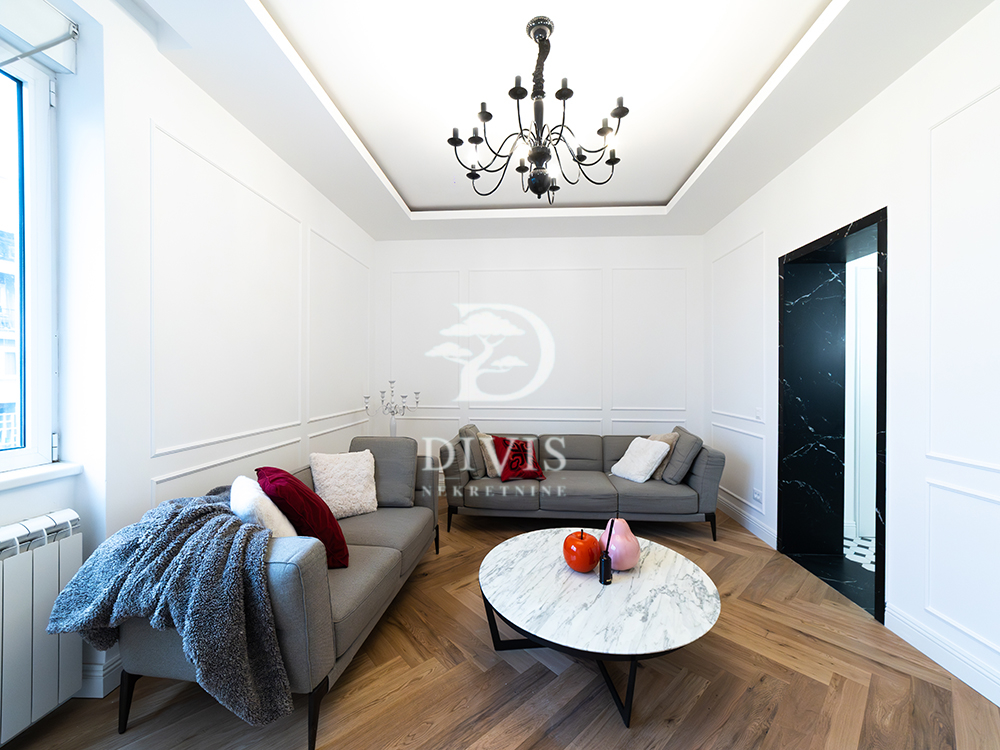 Stan na prodaju u Beogradu, Vračar, trosoban, 92m2, cena 548000 evra