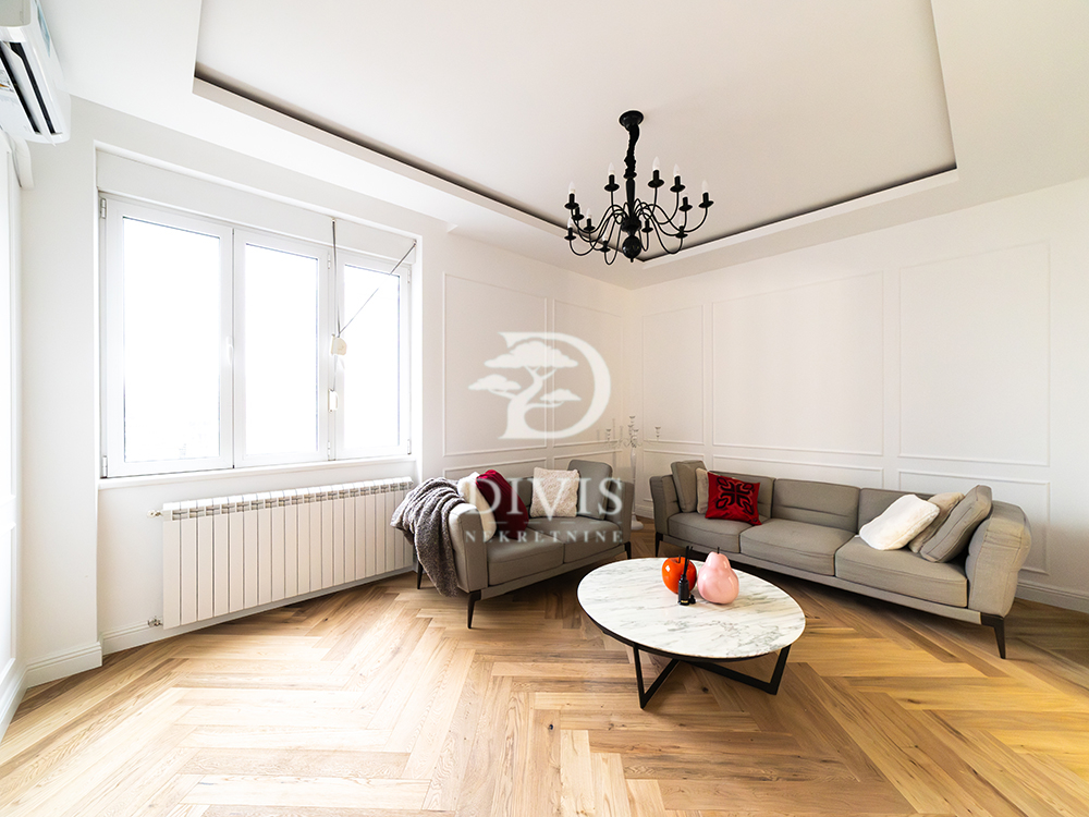 Stan na prodaju u Beogradu, Vračar, trosoban, 92m2, cena 548000 evra