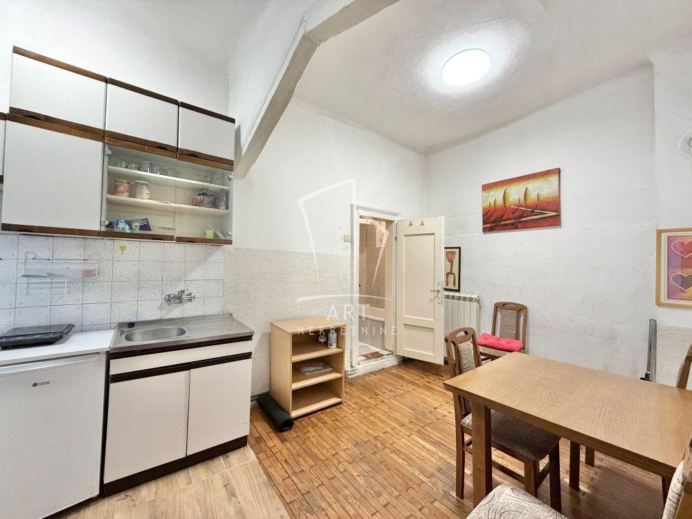 Stan na prodaju u Beogradu, Stari grad, jednosoban, 30m2, cena 113000 evra