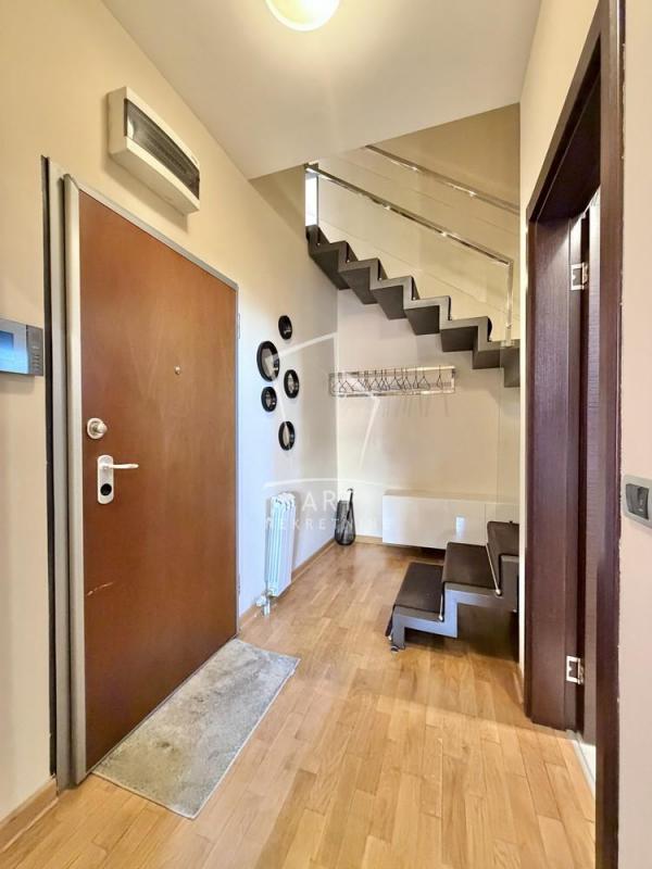 Stan na prodaju u Beogradu, Crveni Krst, 64m2, cena 590000 evra