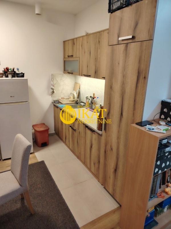 Stan na prodaju u Beogradu, Kaluđerica, jednoiposoban, 38m2, cena 68000 evra