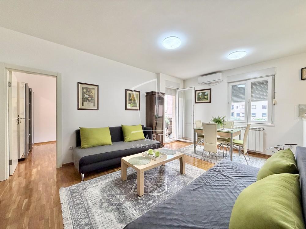 Stan na prodaju u Beogradu, Učiteljsko naselje, dvosoban, 48m2, cena 187000 evra