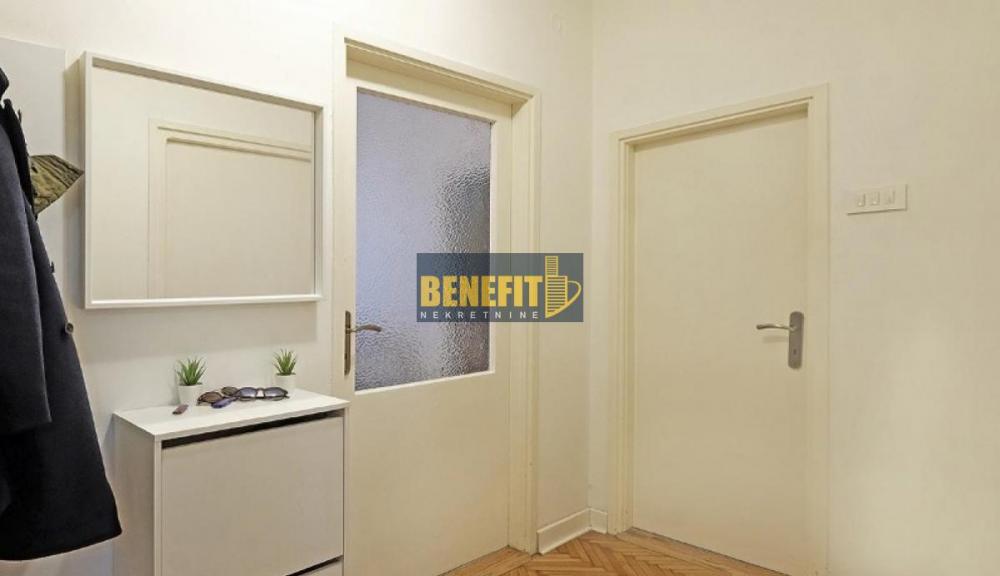 Stan na prodaju u Beogradu, Dorćol, dvosoban, 54m2, cena 285000 evra