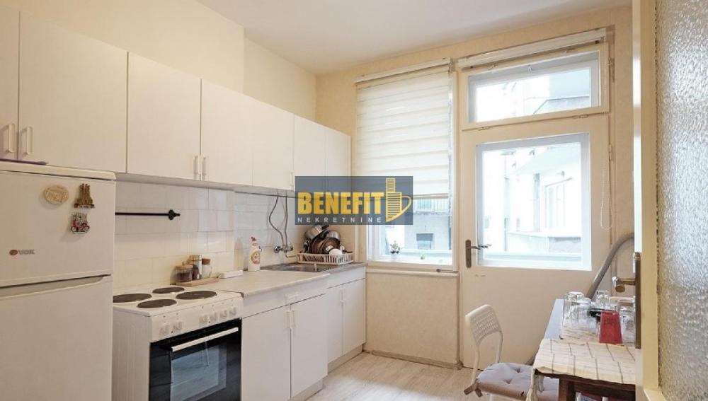 Stan na prodaju u Beogradu, Dorćol, dvosoban, 54m2, cena 285000 evra