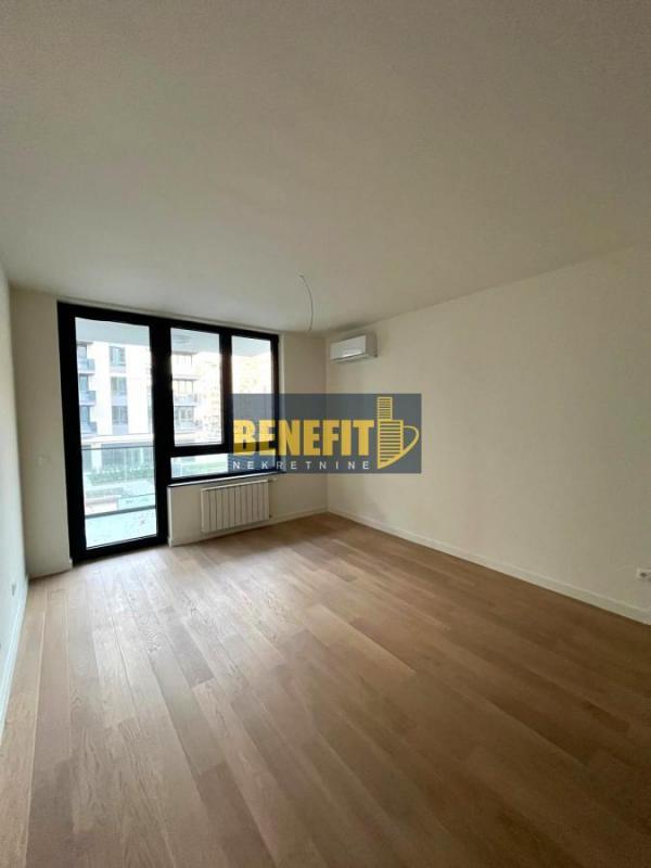 Stan na prodaju u Beogradu, Beograd na vodi, trosoban, 72m2, cena 300000 evra