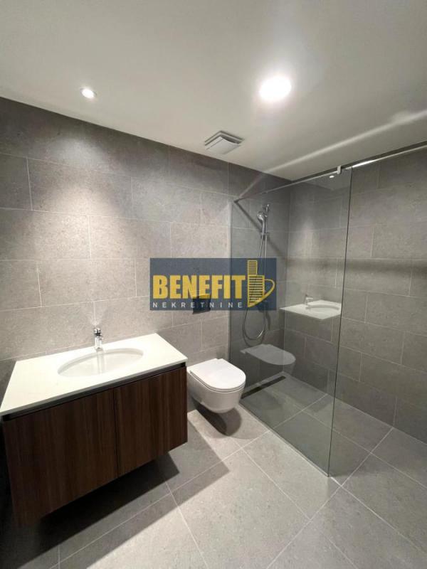 Stan na prodaju u Beogradu, Beograd na vodi, trosoban, 72m2, cena 300000 evra