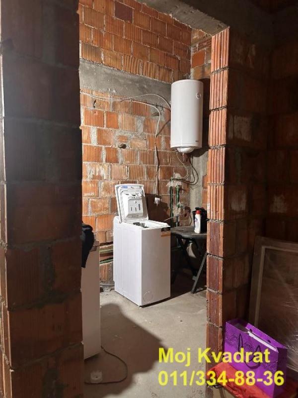 Stan na prodaju u Beogradu, Pašino brdo, trosoban, 102m2, cena 160000 evra