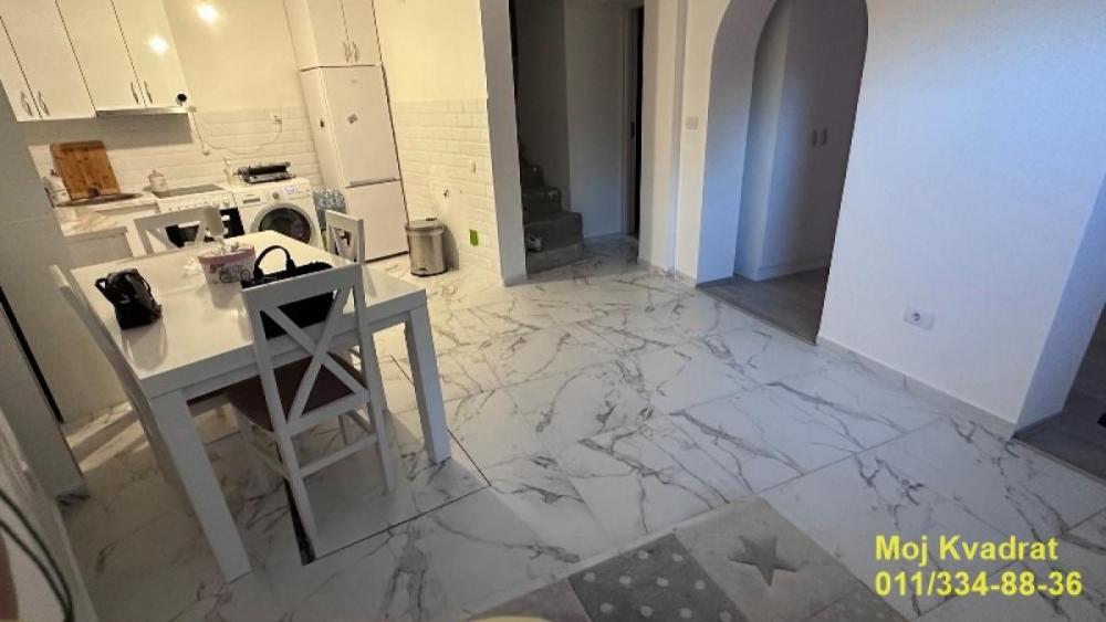 Stan na prodaju u Beogradu, Pašino brdo, trosoban, 102m2, cena 160000 evra