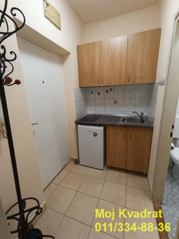 Stan na prodaju u Beogradu, Karaburma, jednosoban, 25m2, cena 81600 evra