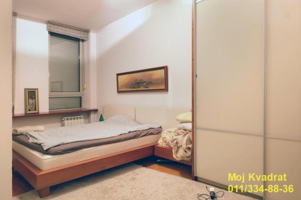 Stan na prodaju u Beogradu, Palilulska pijaca, trosoban, 96m2, cena 480000 evra