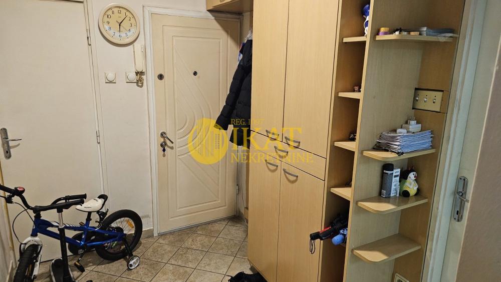 Stan na prodaju u Beogradu, Novi Beograd, jednoiposoban, 47m2, cena 170000 evra