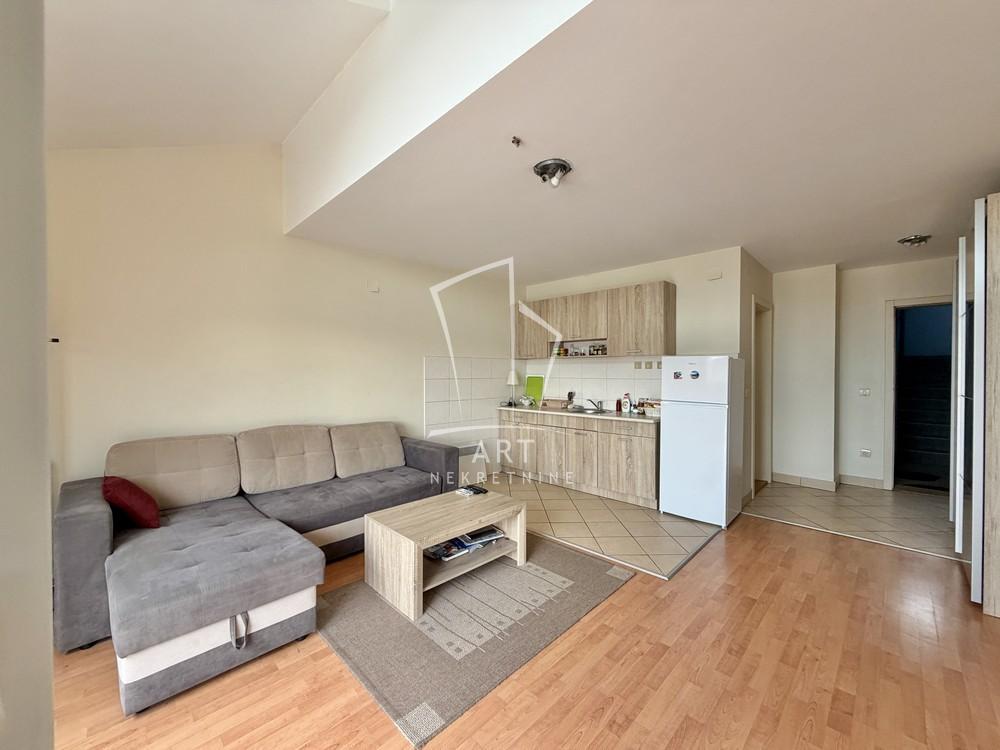 Stan na prodaju u Beogradu, Zemun, jednosoban, 38m2, cena 134000 evra