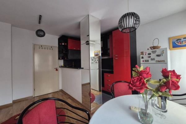 Stan na prodaju u Beogradu, Čukarica, dvosoban, 55m2, cena 176000 evra