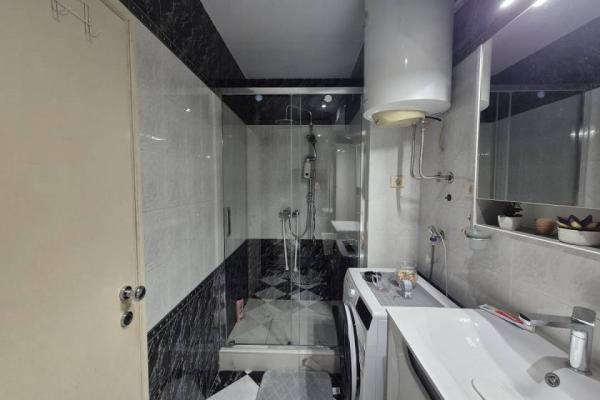 Stan na prodaju u Beogradu, Čukarica, dvosoban, 55m2, cena 176000 evra