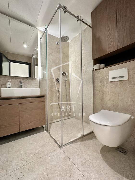 Stan na prodaju u Beogradu, Beograd (centar), trosoban, 75m2, cena 554750 evra