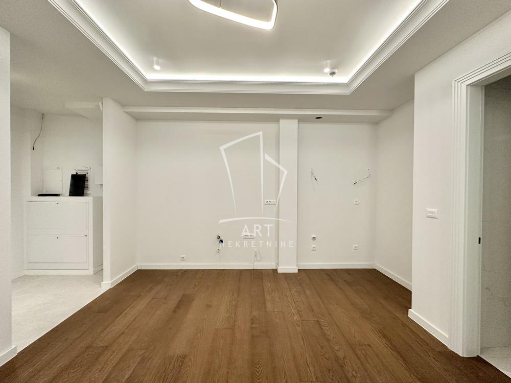 Stan na prodaju u Beogradu, Beograd (centar), trosoban, 75m2, cena 554750 evra