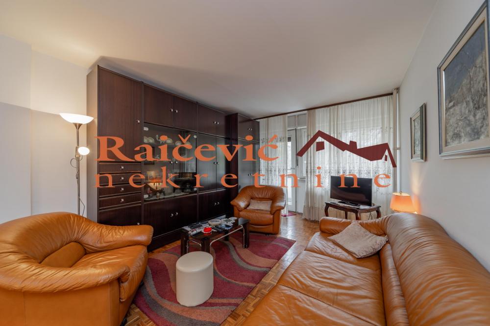 Stan na prodaju u Beogradu, Novi Beograd blok 29, dvosoban, 61m2, cena 225700 evra