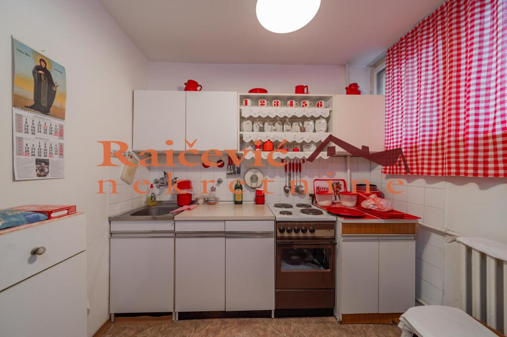 Stan na prodaju u Beogradu, Novi Beograd blok 29, dvosoban, 61m2, cena 225700 evra