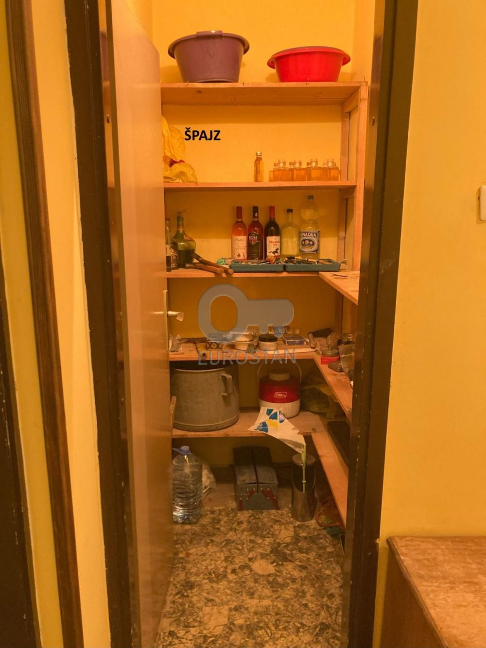 Stan na prodaju u Beogradu, Konjarnik, trosoban, 73m2, cena 204000 evra