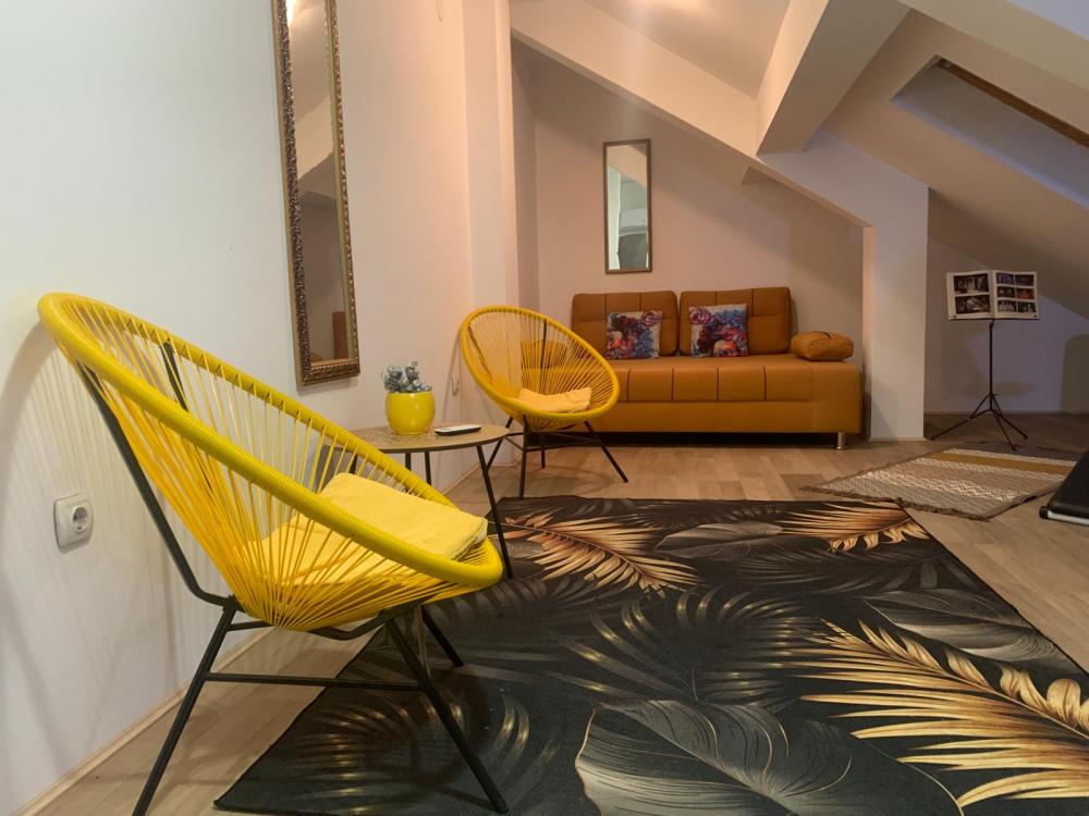 Stan na prodaju u Beogradu, Karaburma, trosoban, 70m2, cena 139500 evra