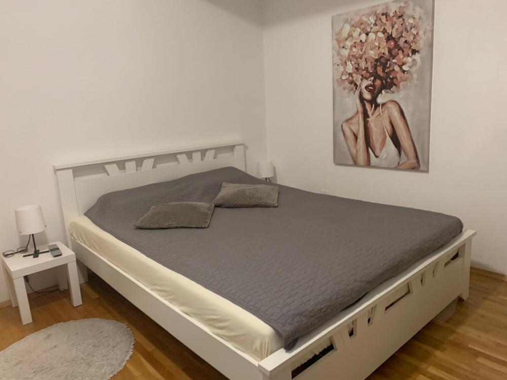 Stan na prodaju u Beogradu, Karaburma, trosoban, 70m2, cena 139500 evra