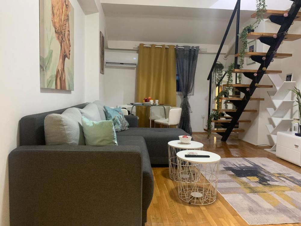 Stan na prodaju u Beogradu, Karaburma, trosoban, 70m2, cena 139500 evra