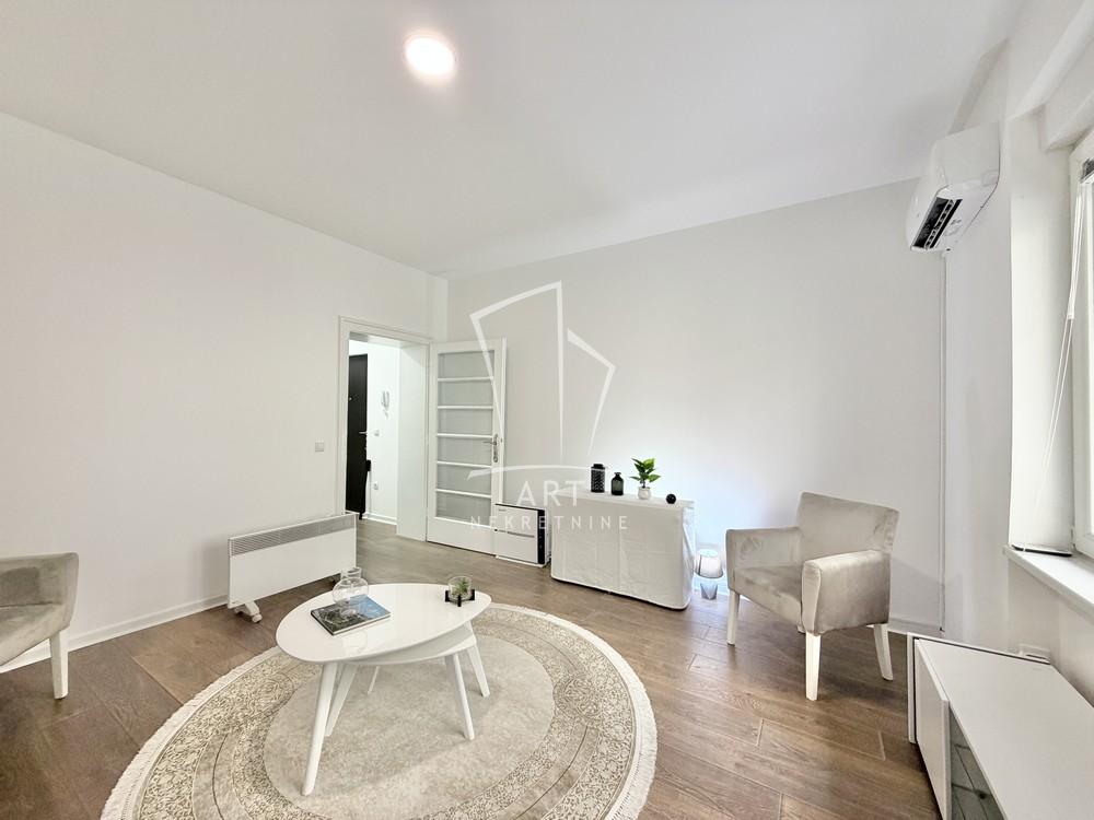 Stan na prodaju u Beogradu, Stari grad, jednoiposoban, 36m2, cena 172500 evra